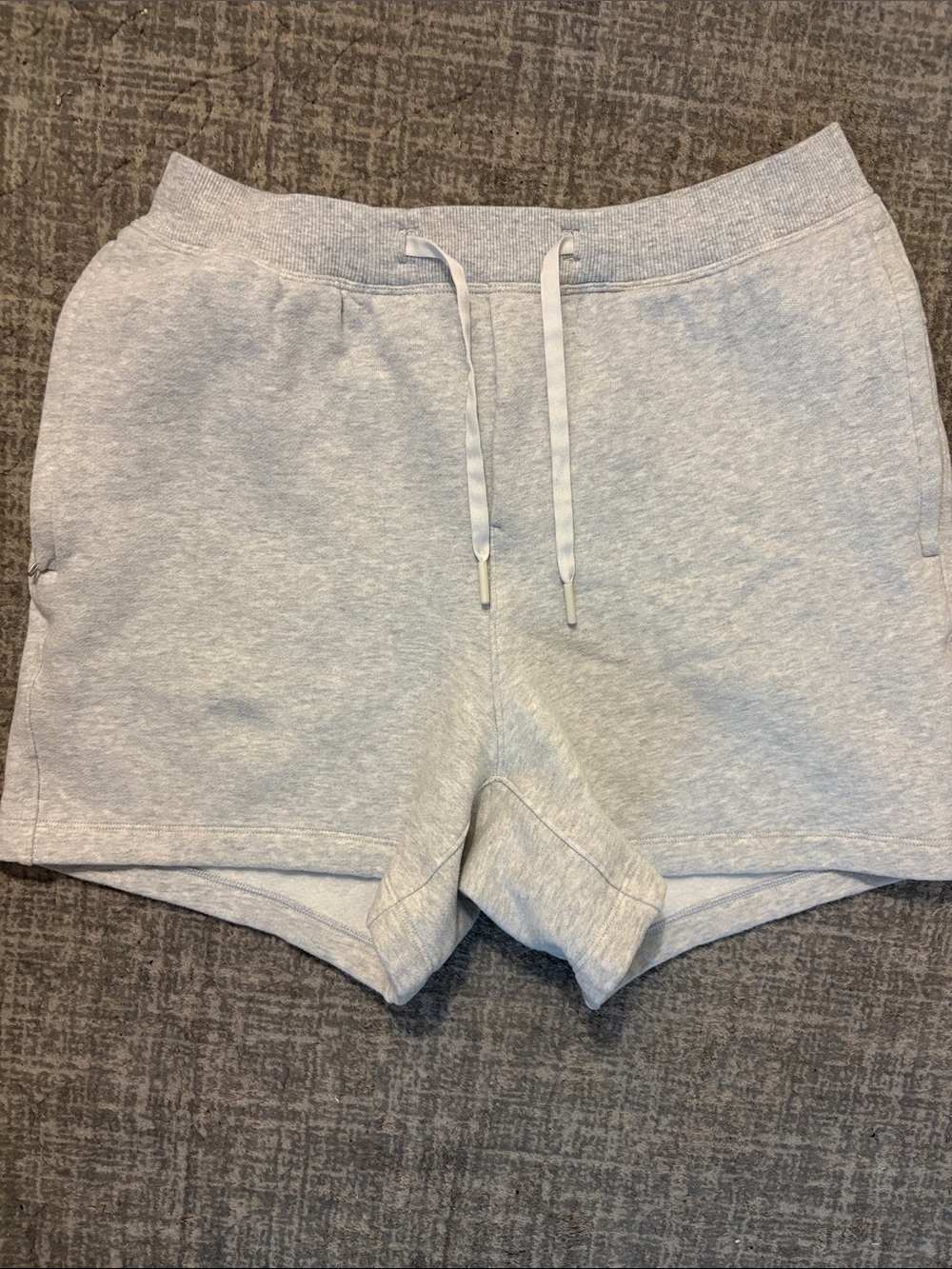 Lululemon Light Gray Men’s  Drawstring Sweat Shorts 5”Inseam